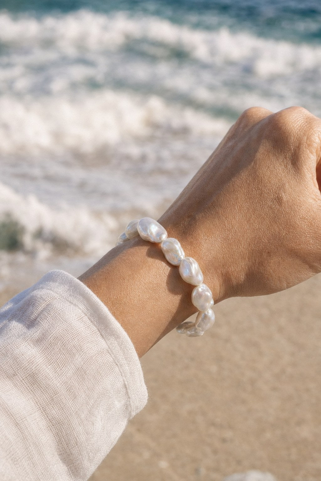 Shoreline Baroque Pearl Bracelet close-up detail