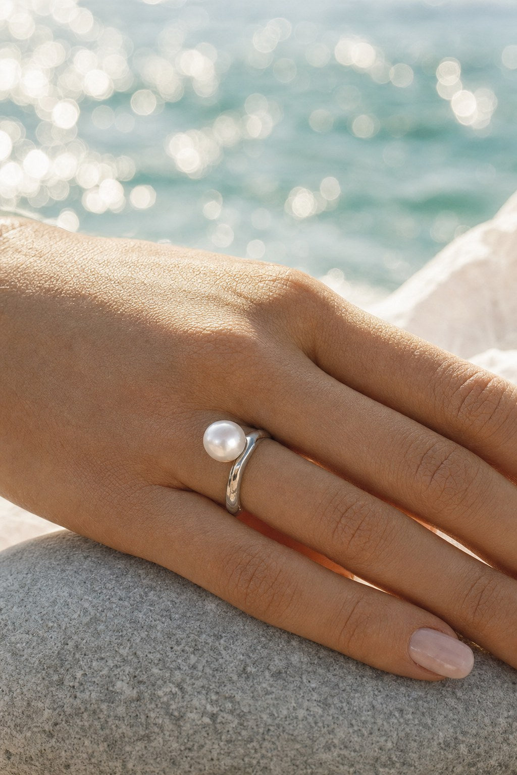 Still Water Edison Pearl Ring close-up detail