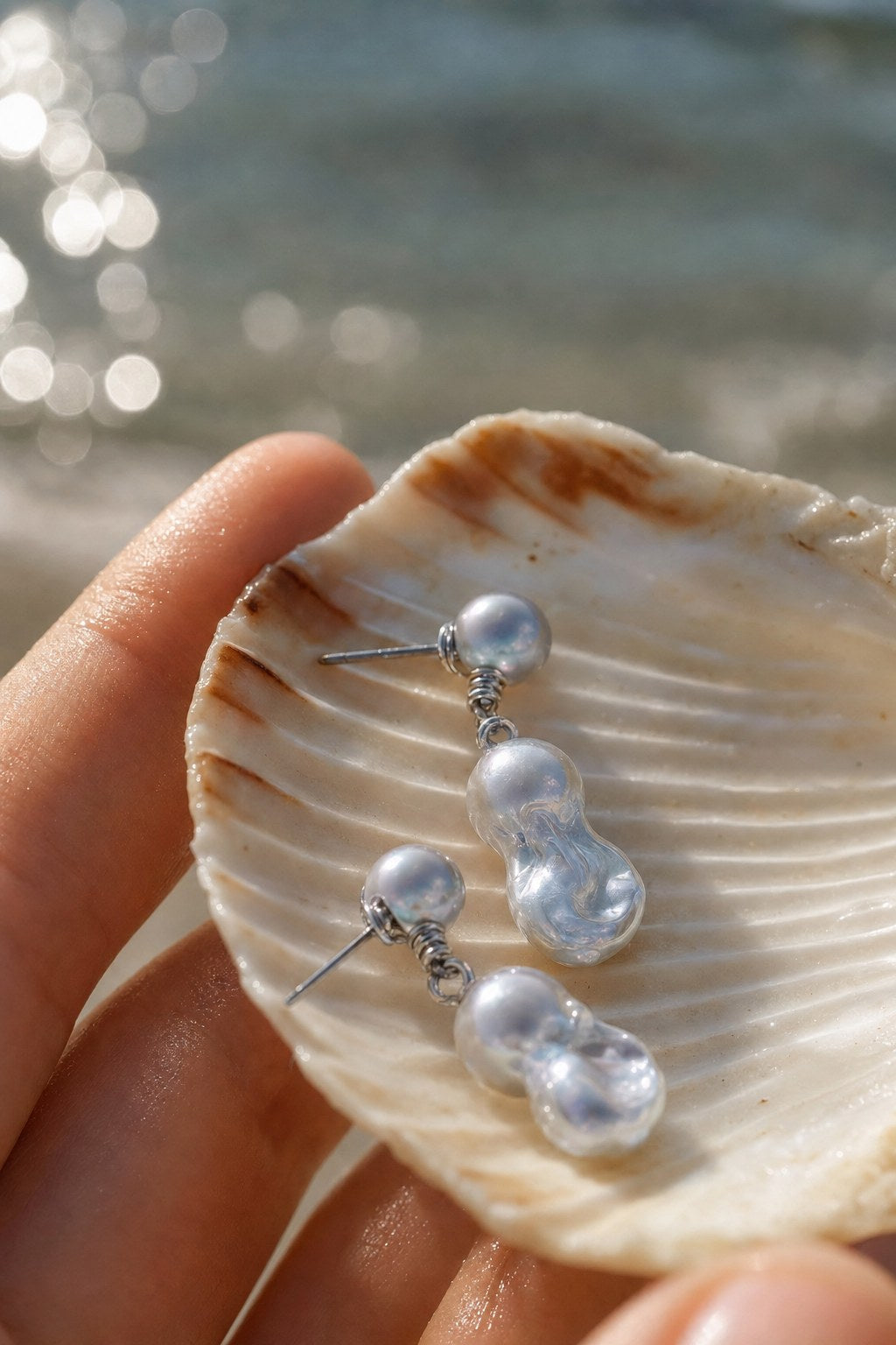 Little Wave Baroque Earrings close-up detail