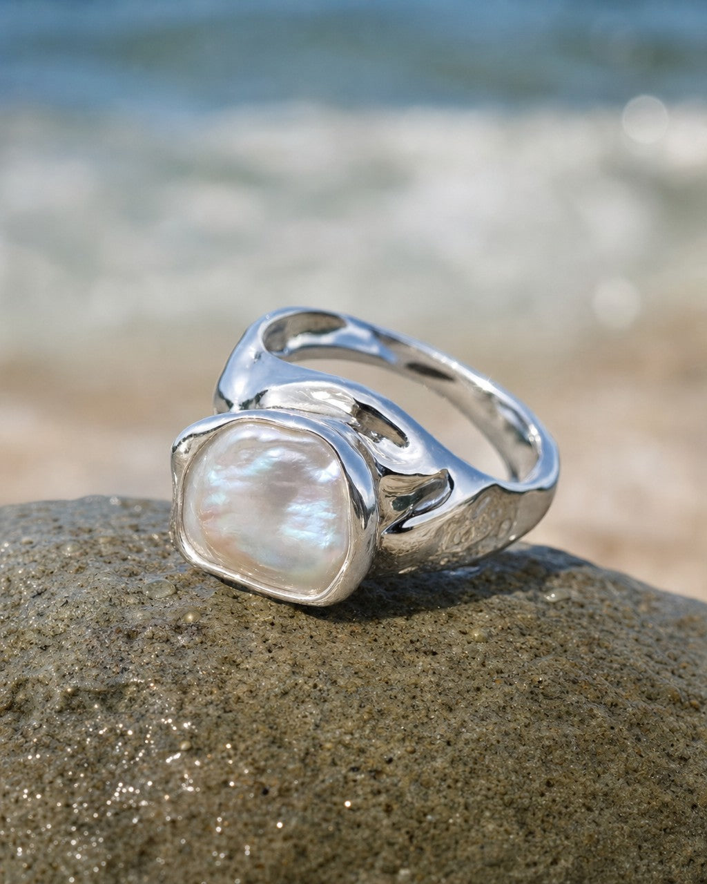 Sculpted Keshi Pearl Ring